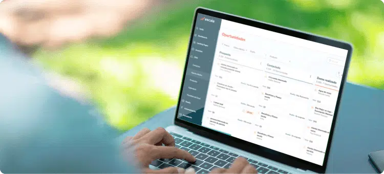 Ilustración en referencia a Escala como la plataforma CRM ideal para captar leads