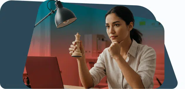 Equipo comercial analizando estrategias para aumentar las ventas y mejorar el rendimiento del negocio con apoyo digital