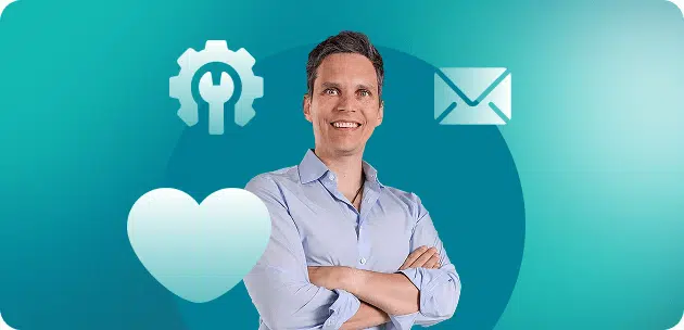 Ejecutivo representando la importancia del cliente en una estrategia centrada en atención personalizada, fidelización y experiencia positiva